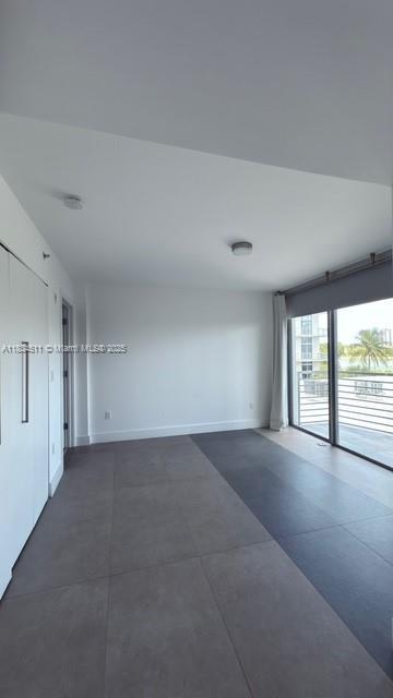 Small Image of 2025 MERIDIAN AVE #6, Miami Beach Number 13