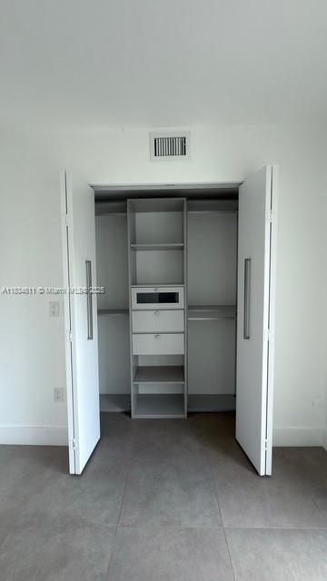 Small Image of 2025 MERIDIAN AVE #6, Miami Beach Number 20