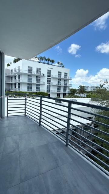 Small Image of 2025 MERIDIAN AVE #6, Miami Beach Number 24