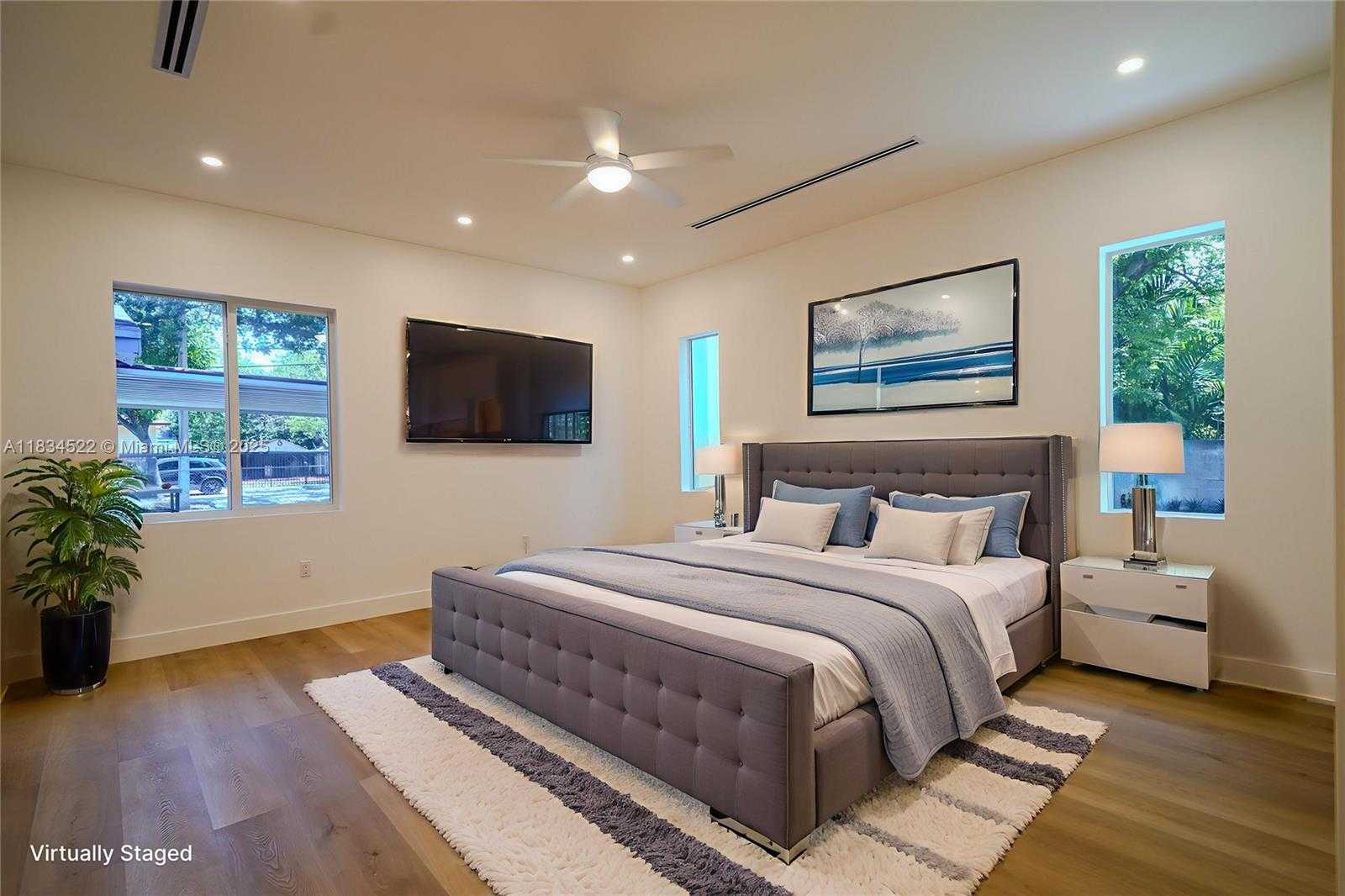 Small Image of 112 NORTH WEST 24TH CT, Miami Number 13