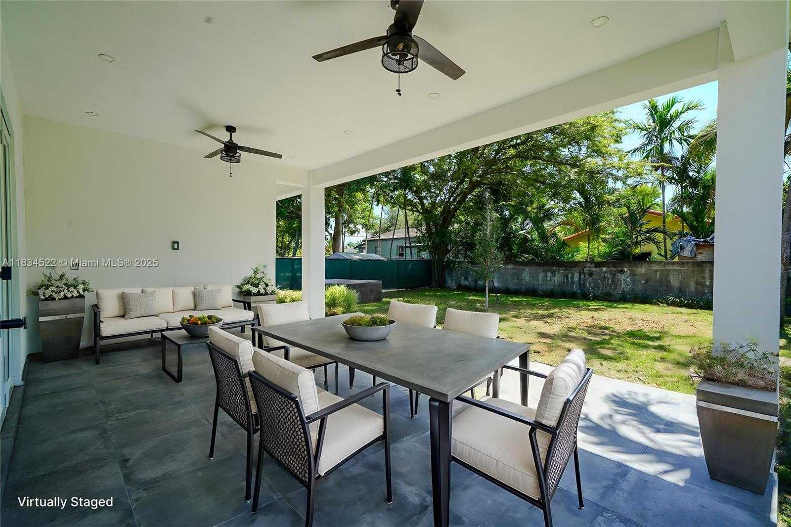 Small Image of 112 NORTH WEST 24TH CT, Miami Number 5