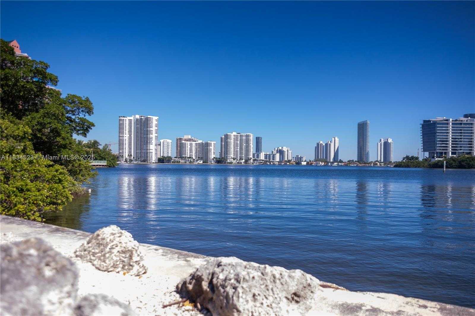 Small Image of 3255 NORTH EAST 184TH ST #12416, Aventura Number 17