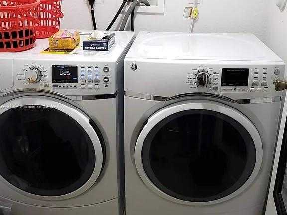Small Image of 10901 NORTH WEST 88TH TER #804, Doral Number 14