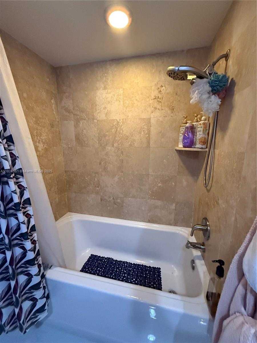 Small Image of 1745 EAST HALLANDALE BEACH BLVD #304W, Hallandale Beach Number 15