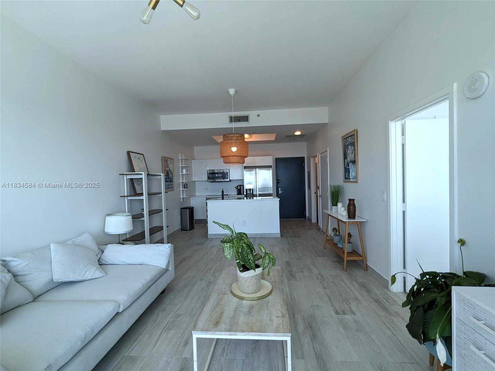 Small Image of 888 BISCAYNE BLVD #4702, Miami Number 11