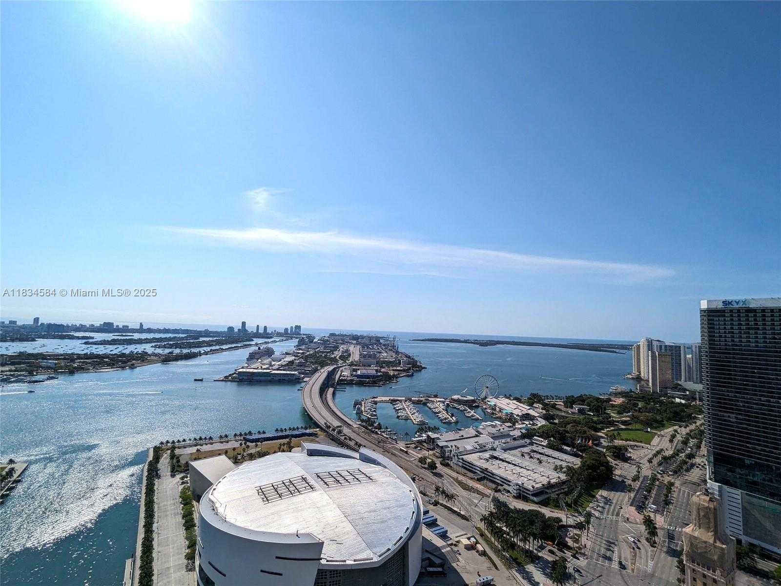 Small Image of 888 BISCAYNE BLVD #4702, Miami Number 16
