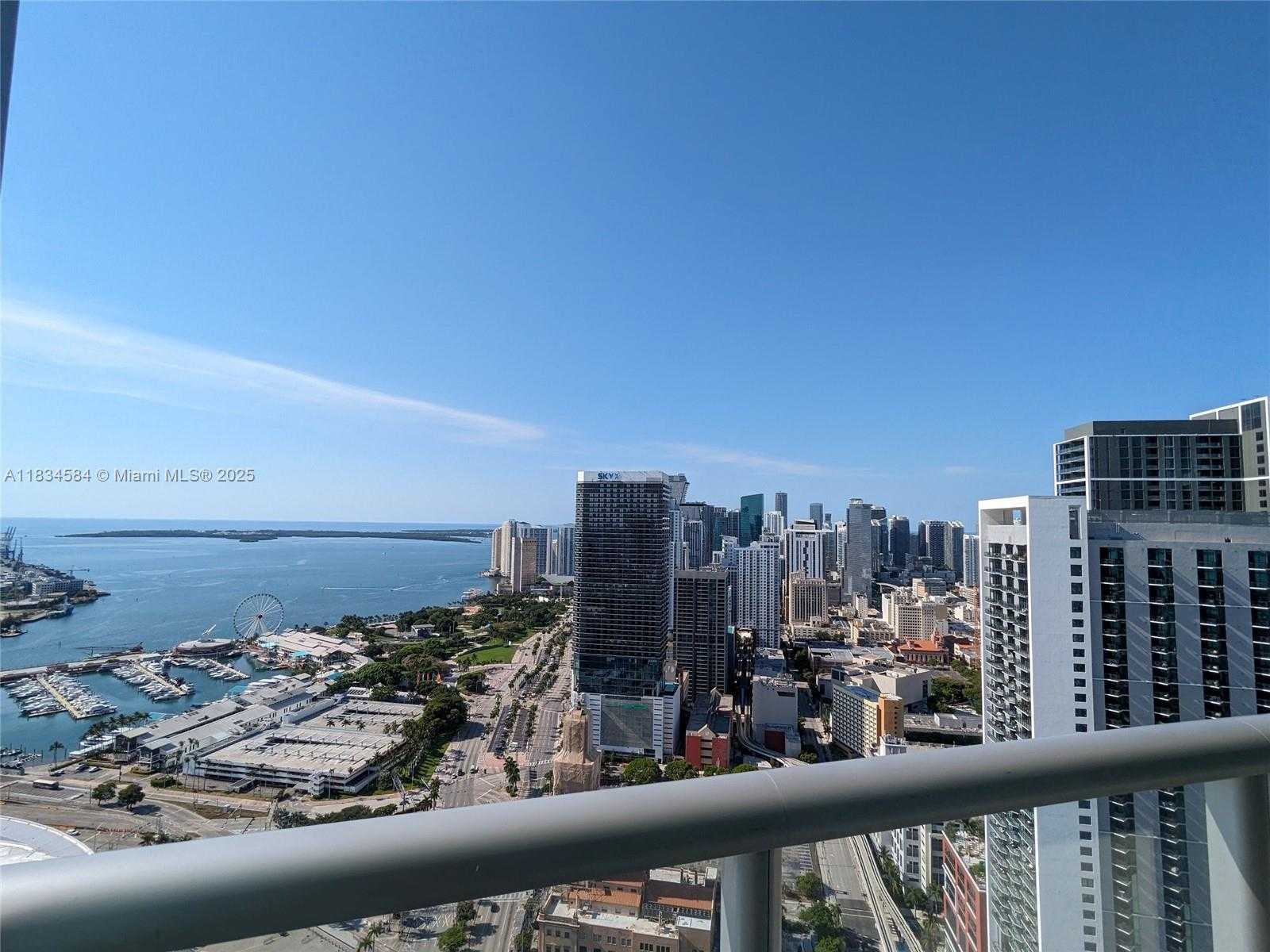 Small Image of 888 BISCAYNE BLVD #4702, Miami Number 17