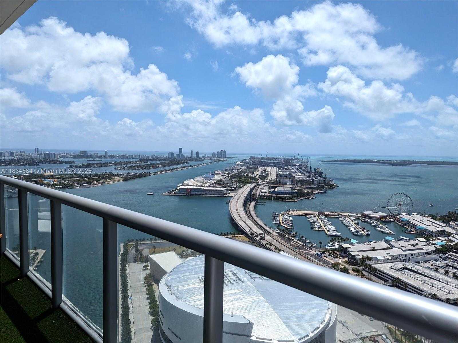 Small Image of 888 BISCAYNE BLVD #4702, Miami Number 19