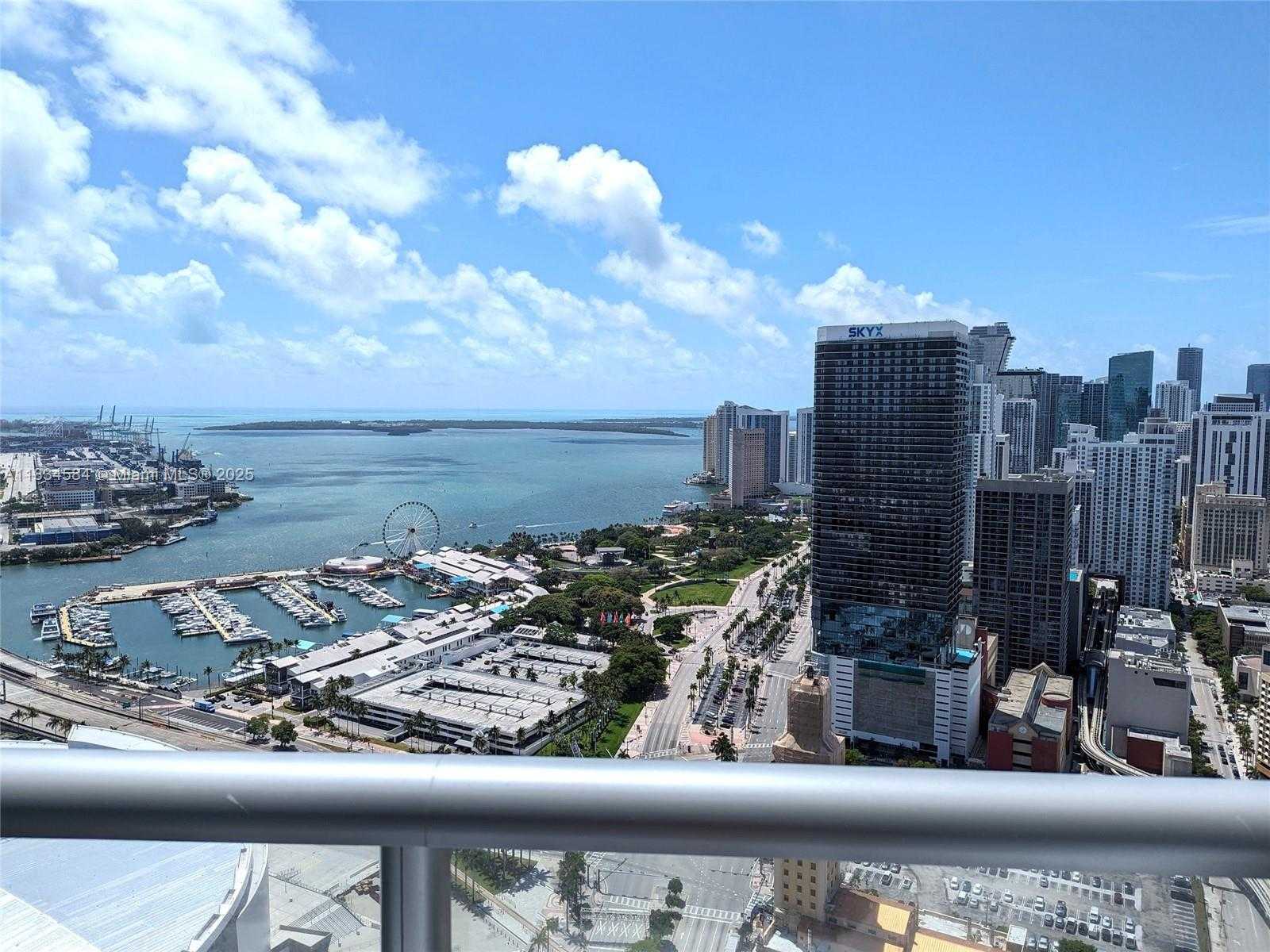 Small Image of 888 BISCAYNE BLVD #4702, Miami Number 20