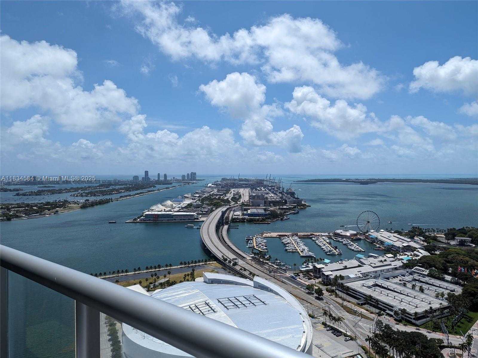 Small Image of 888 BISCAYNE BLVD #4702, Miami Number 21
