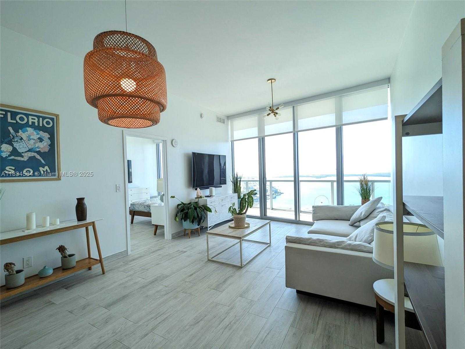 Small Image of 888 BISCAYNE BLVD #4702, Miami Number 9