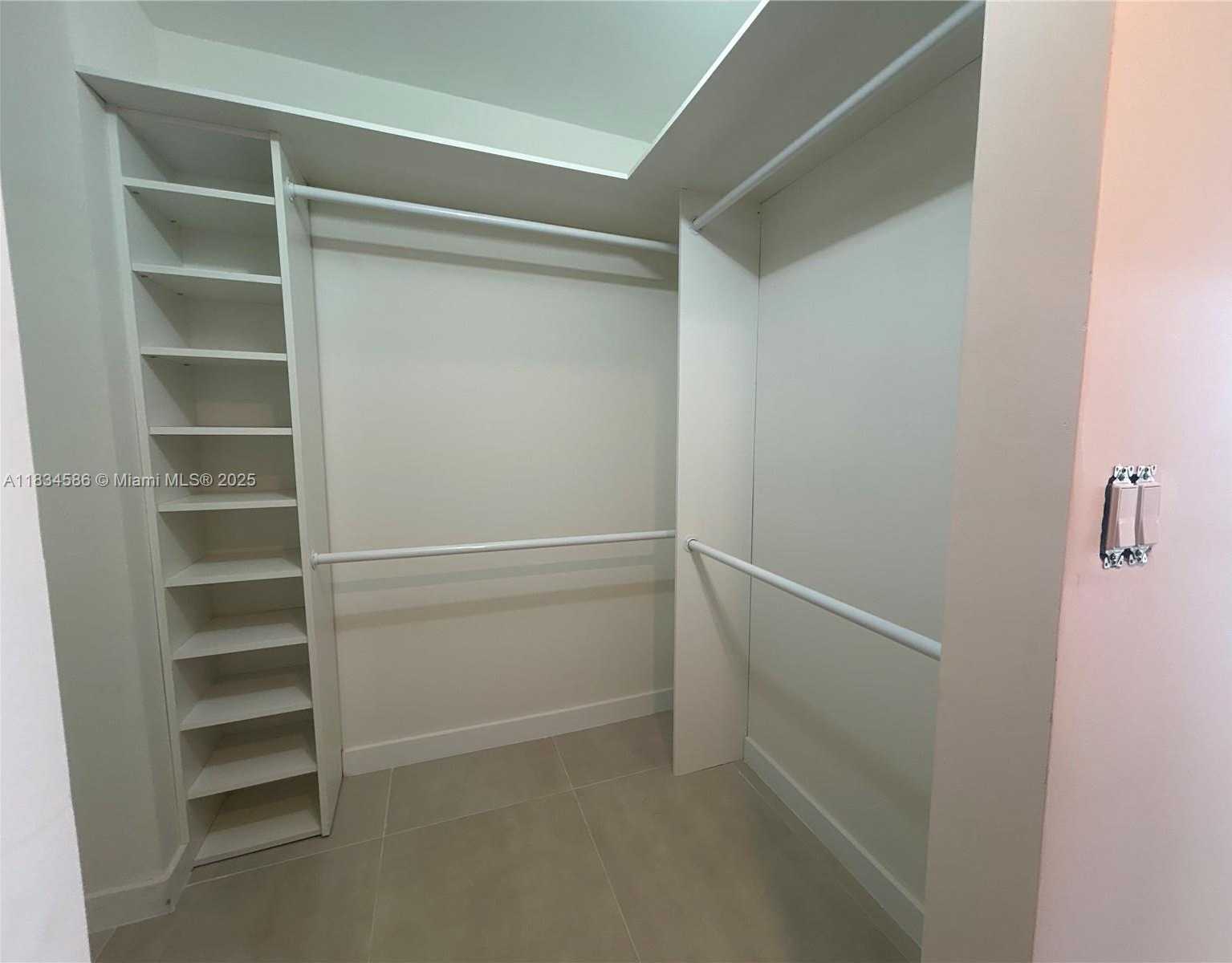 Small Image of 1717 NORTH BAYSHORE DR #A-2539, Miami Number 13