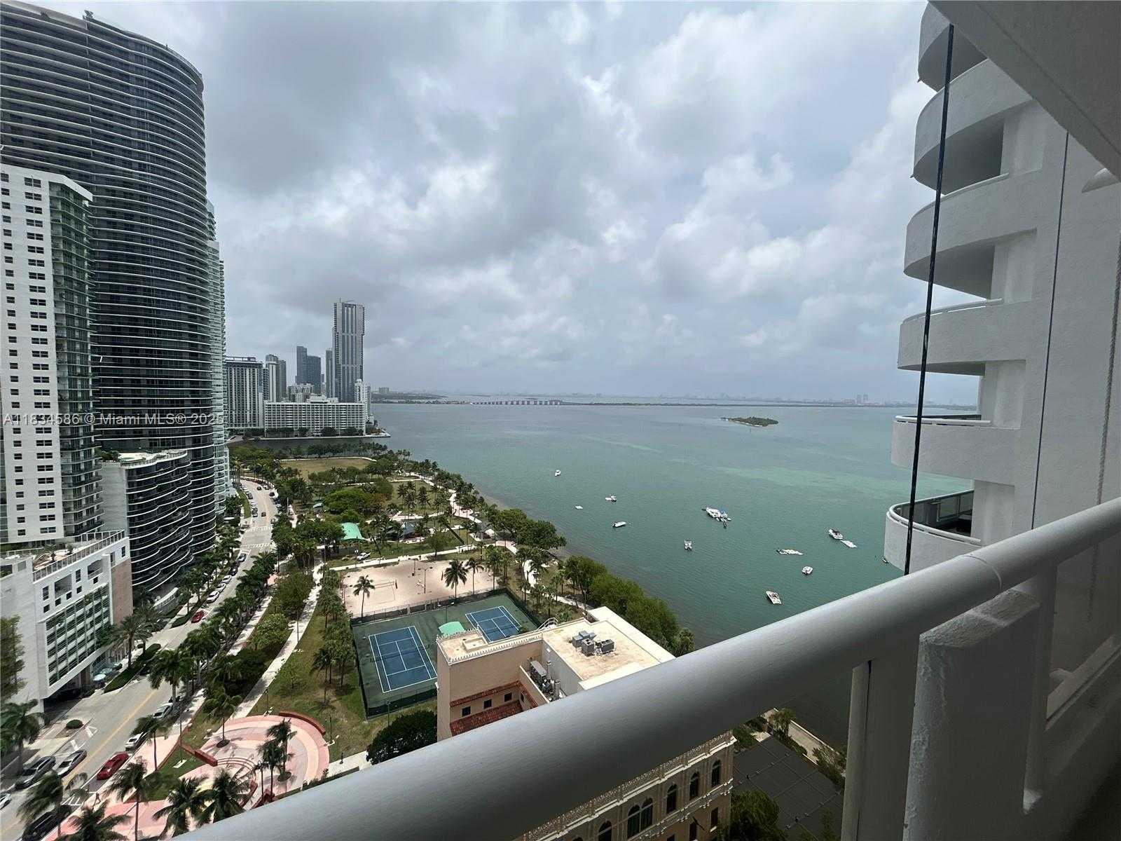 Small Image of 1717 NORTH BAYSHORE DR #A-2539, Miami Number 7