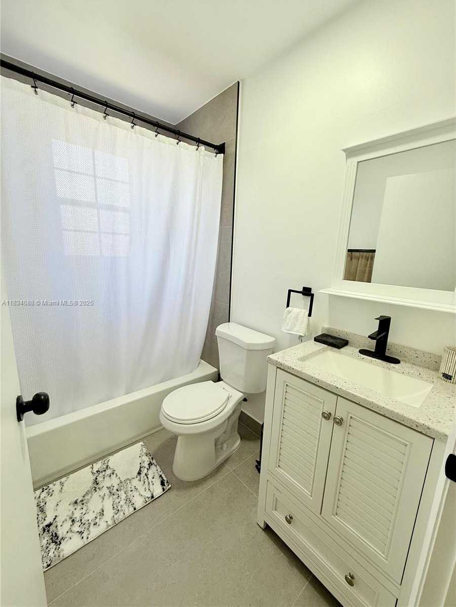 Small Image of 16262 SOUTH WEST 139TH CT #16262, Miami Number 23