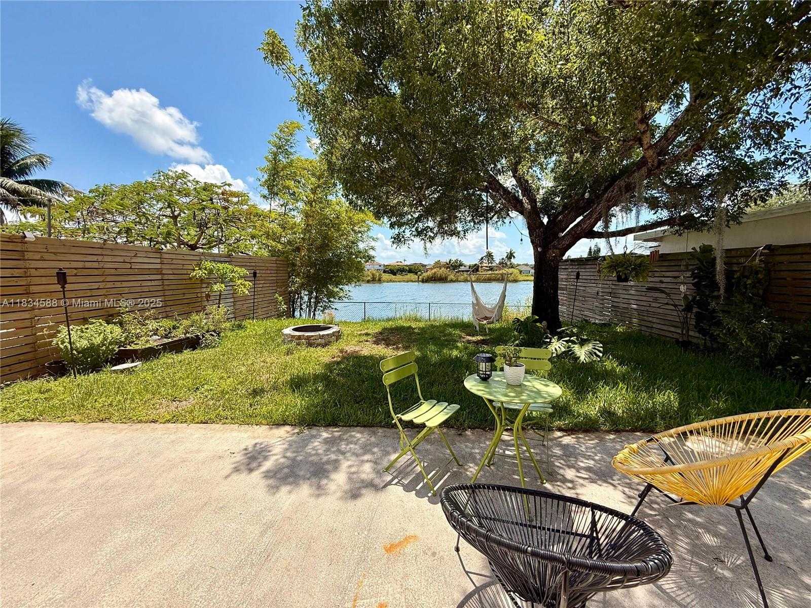 Small Image of 16262 SOUTH WEST 139TH CT #16262, Miami Number 26