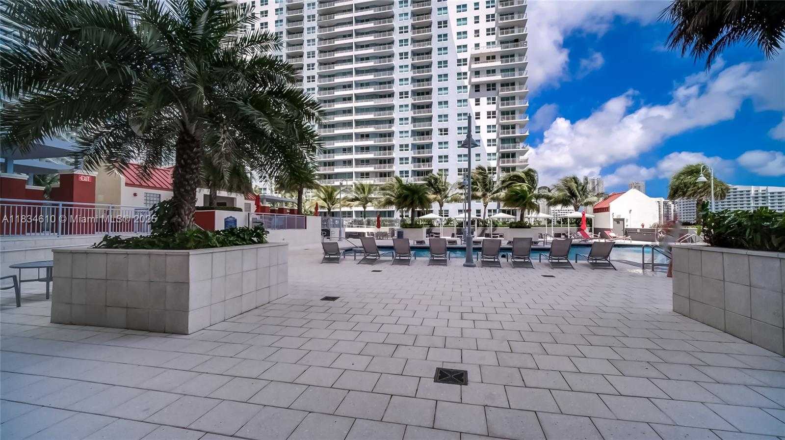 Small Image of 1155 BRICKELL BAY DR #PH 208, Miami Number 35