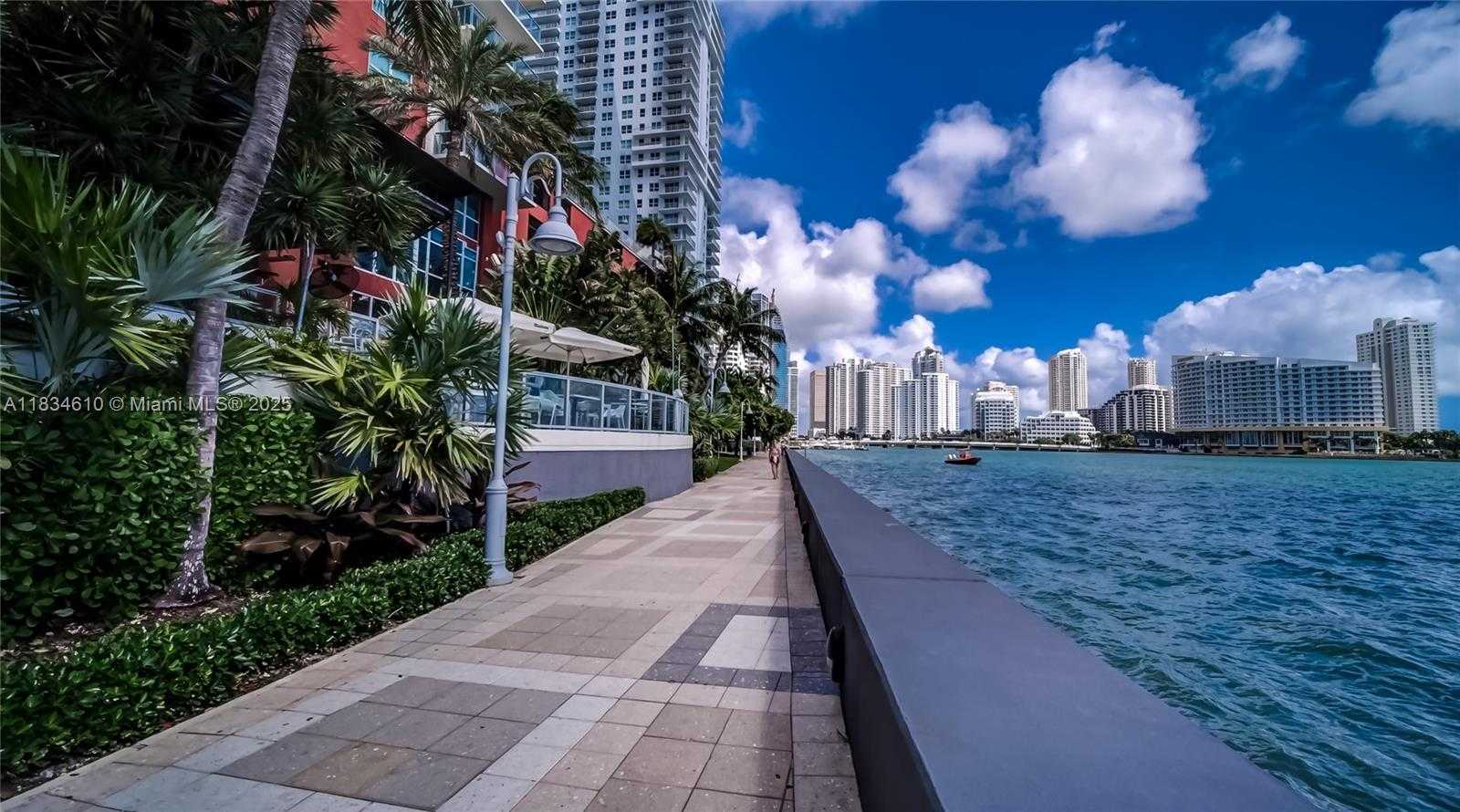 Small Image of 1155 BRICKELL BAY DR #PH 208, Miami Number 47