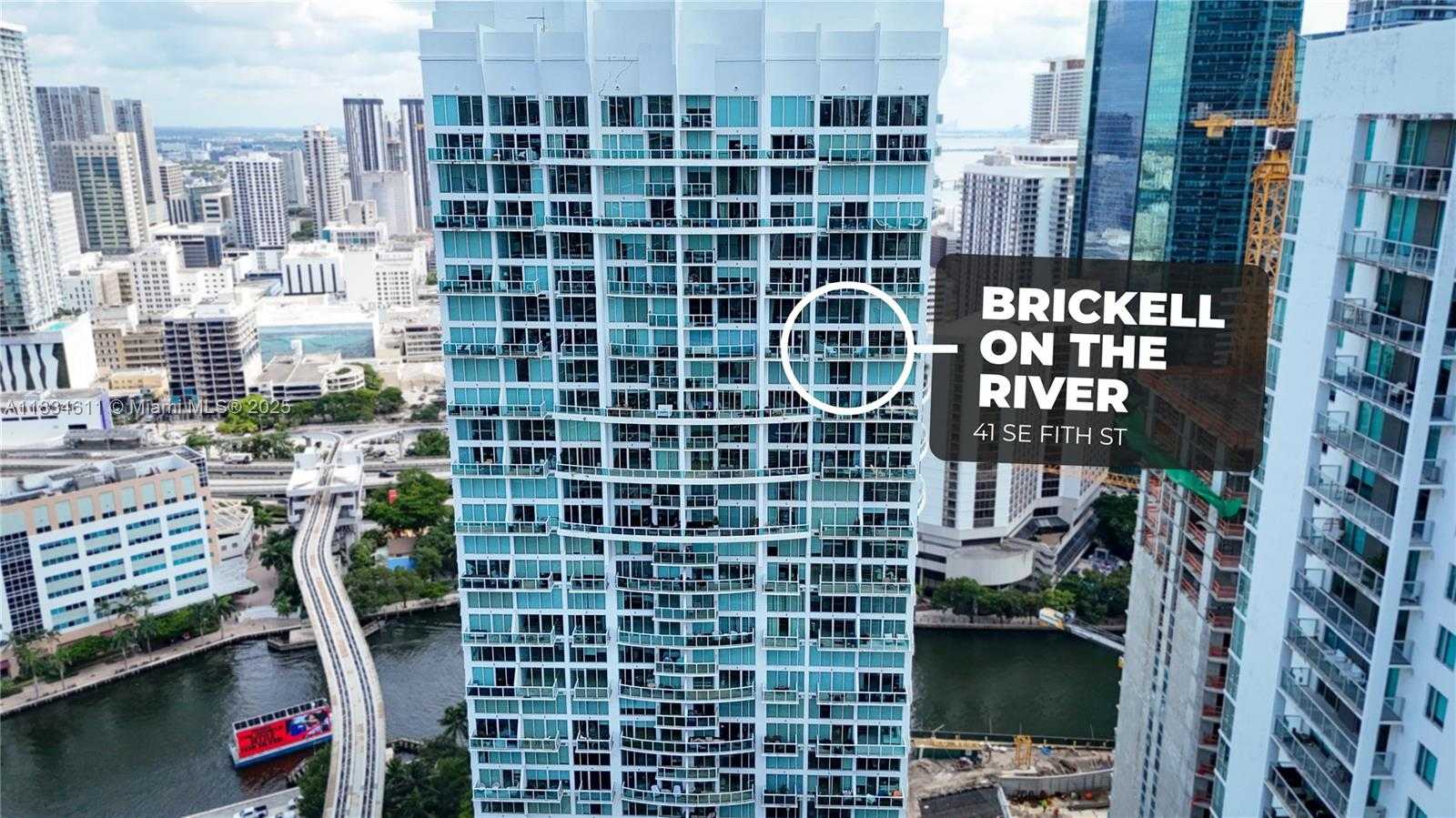 Small Image of 41 SOUTH EAST 5TH ST #2104, Miami Number 18