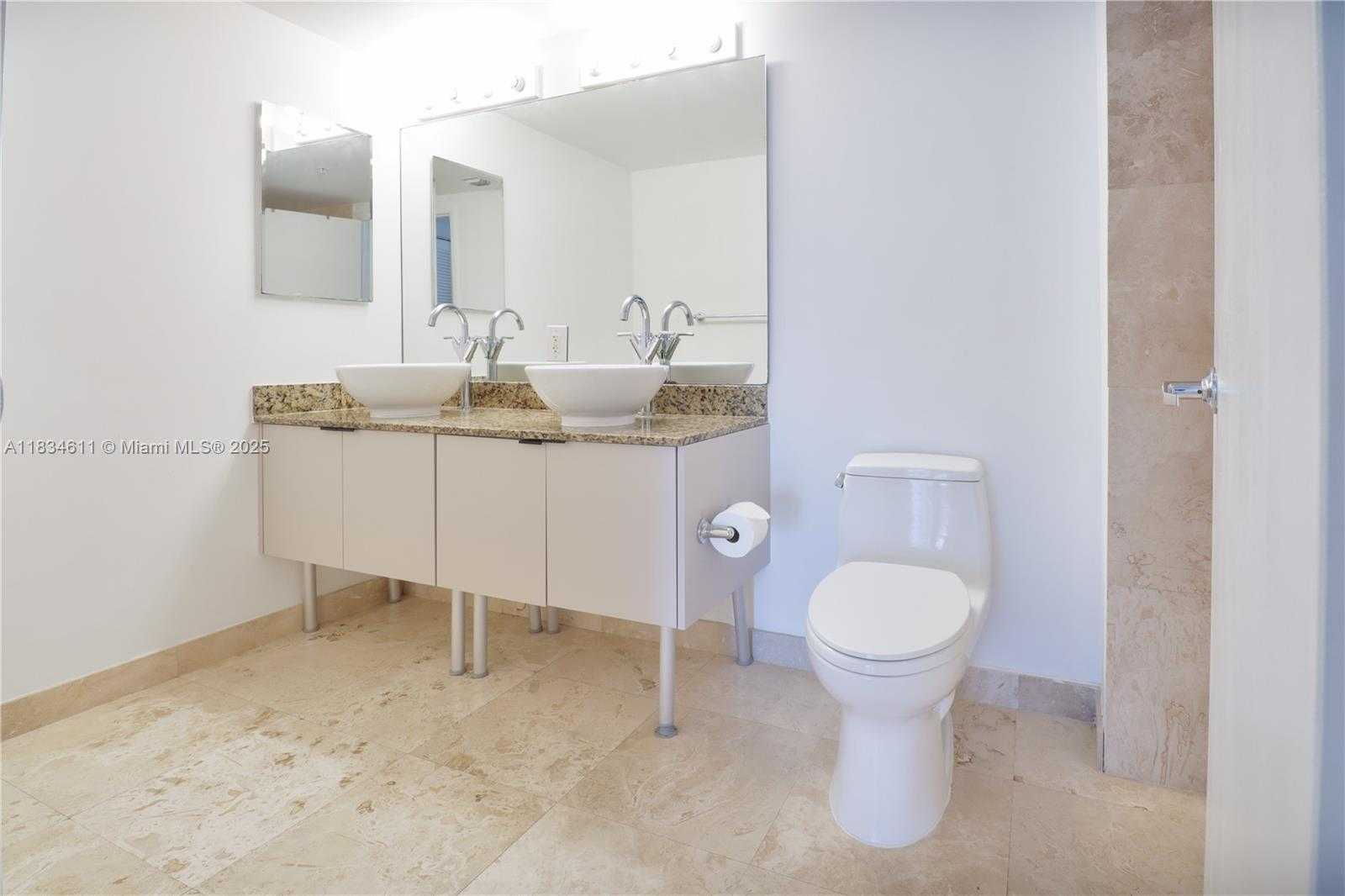 Small Image of 41 SOUTH EAST 5TH ST #2104, Miami Number 9