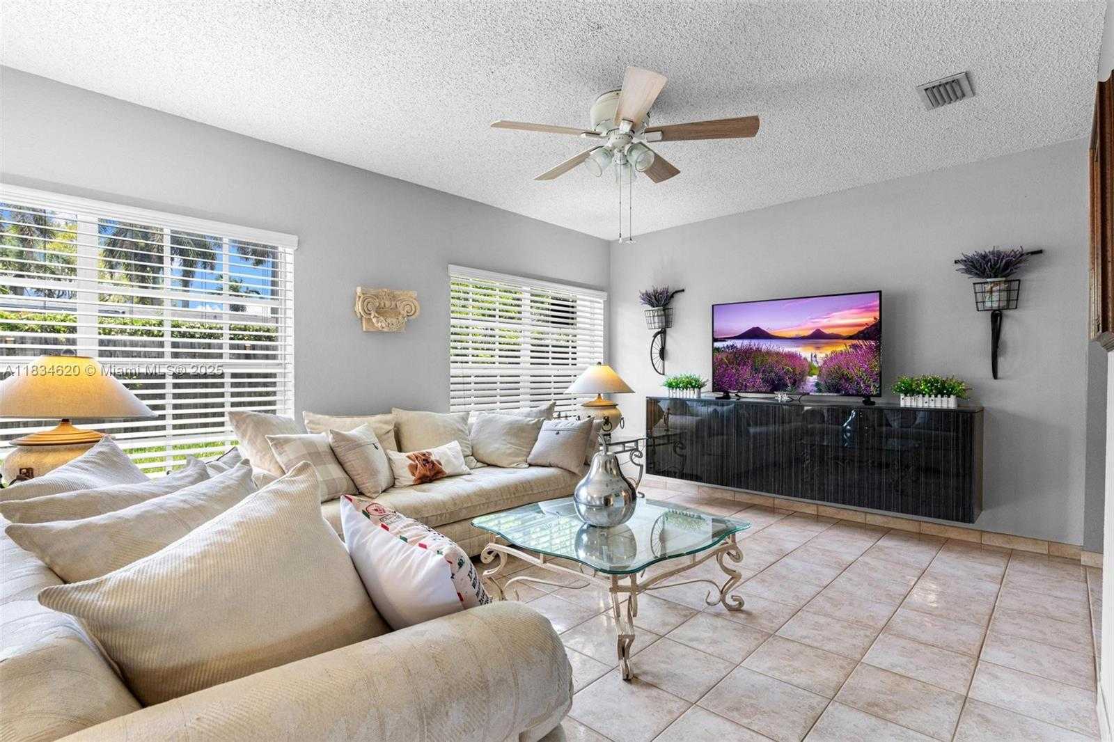 Small Image of 9075 SOUTH WEST 48TH TER, Miami Number 13