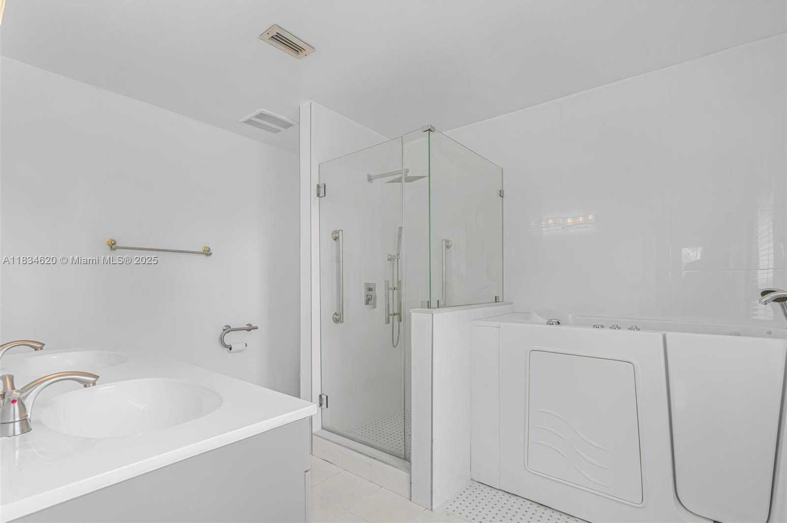 Small Image of 9075 SOUTH WEST 48TH TER, Miami Number 20