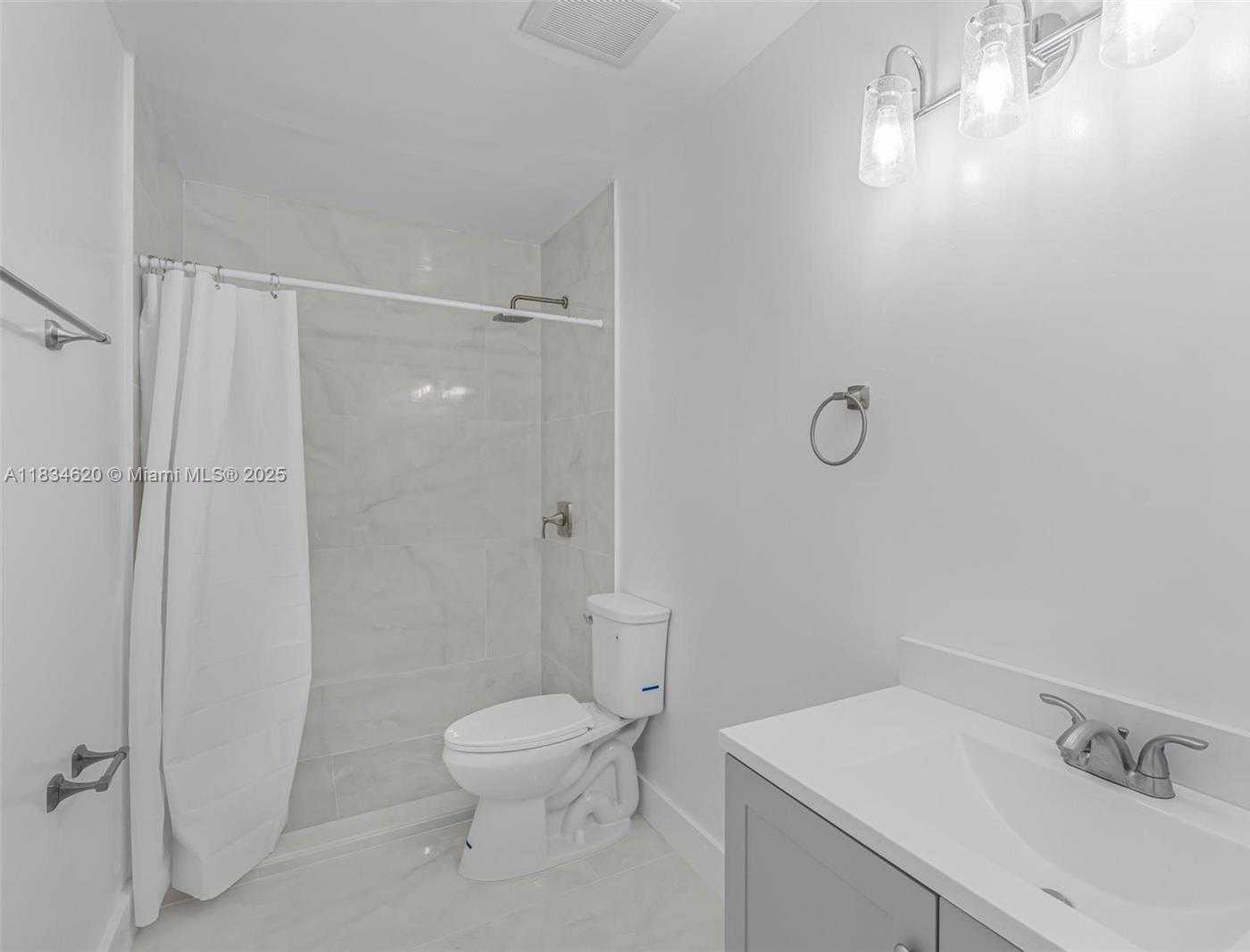 Small Image of 9075 SOUTH WEST 48TH TER, Miami Number 24