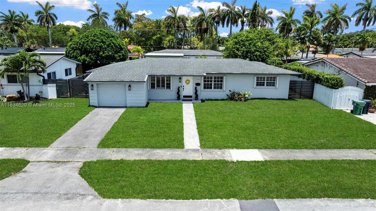 Small Image of 9075 SOUTH WEST 48TH TER, Miami Number 28