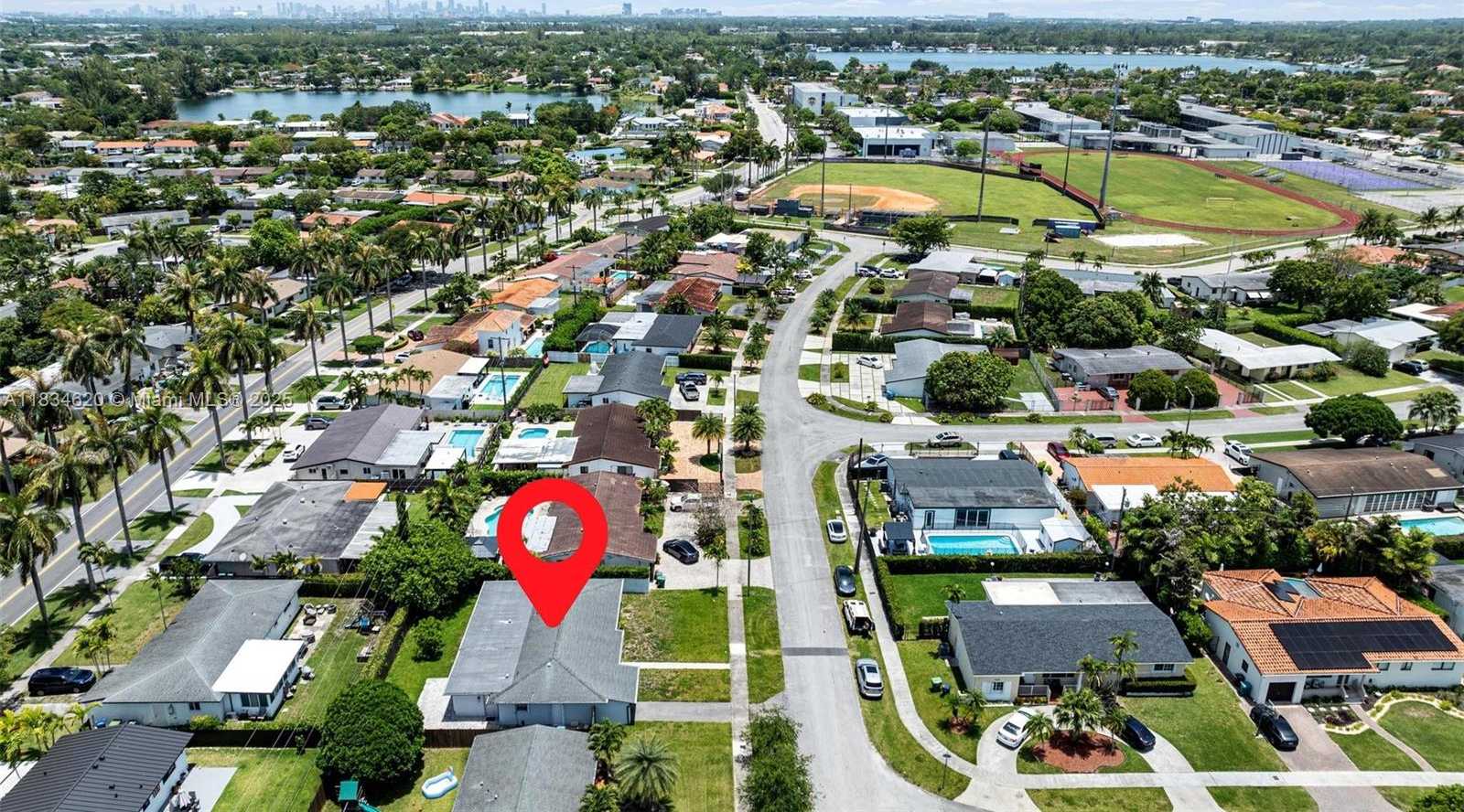Small Image of 9075 SOUTH WEST 48TH TER, Miami Number 31