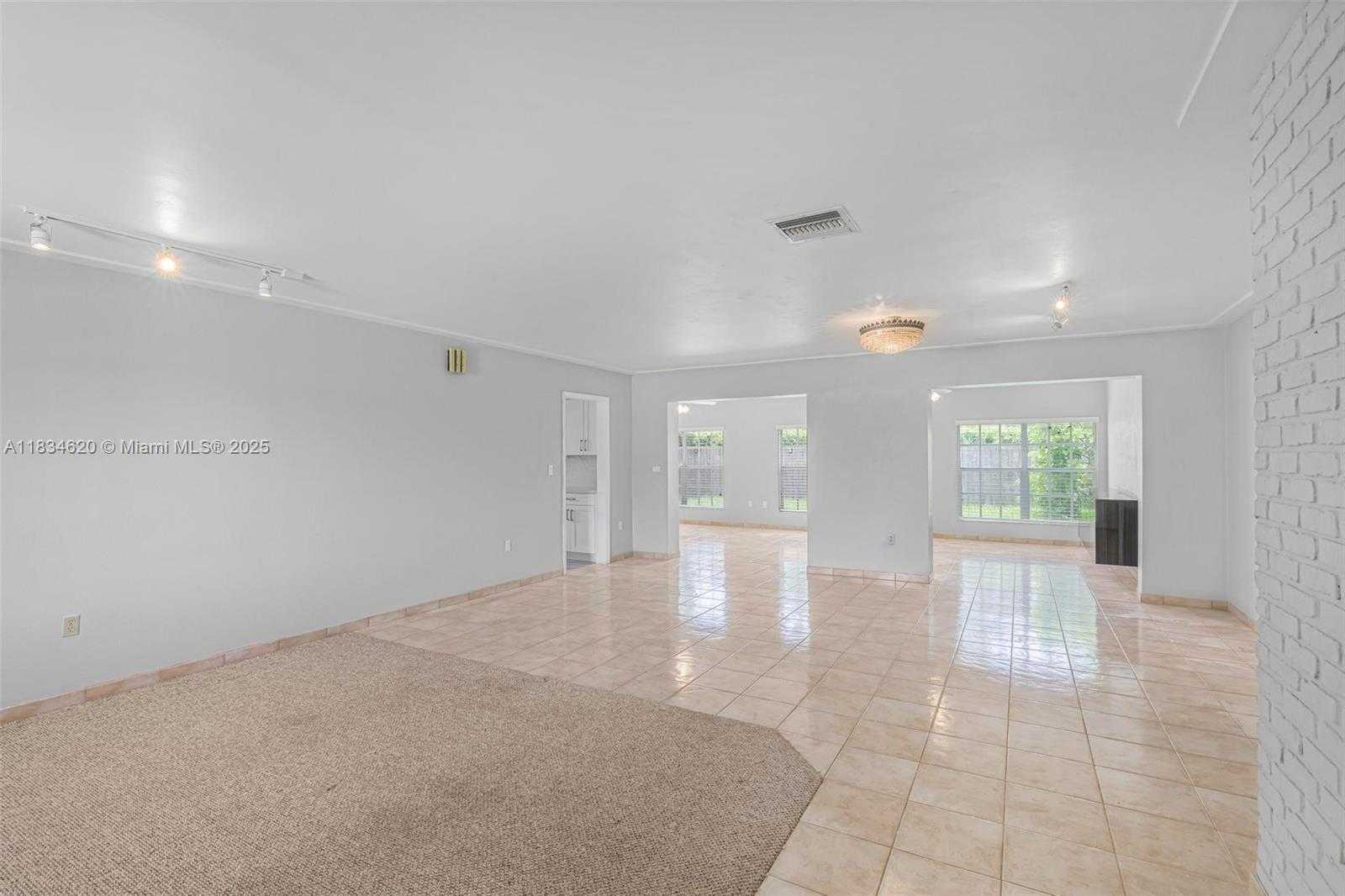 Small Image of 9075 SOUTH WEST 48TH TER, Miami Number 7