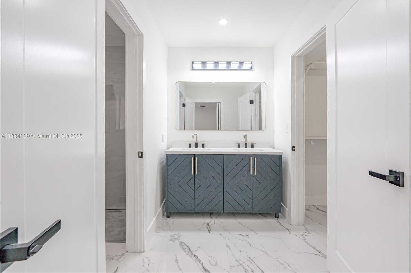Small Image of 6141 SOUTH WEST 9TH ST, Plantation Number 24