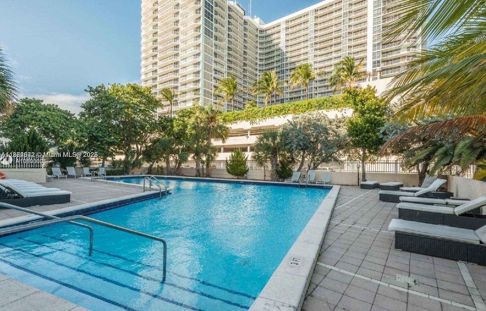 Small Image of 7545 EAST TREASURE DR #5K, North Bay Village Number 9