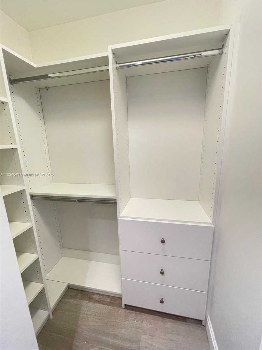Small Image of 55 SOUTH WEST 9TH ST #3404, Miami Number 16