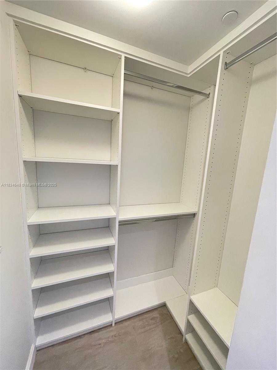 Small Image of 55 SOUTH WEST 9TH ST #3404, Miami Number 17