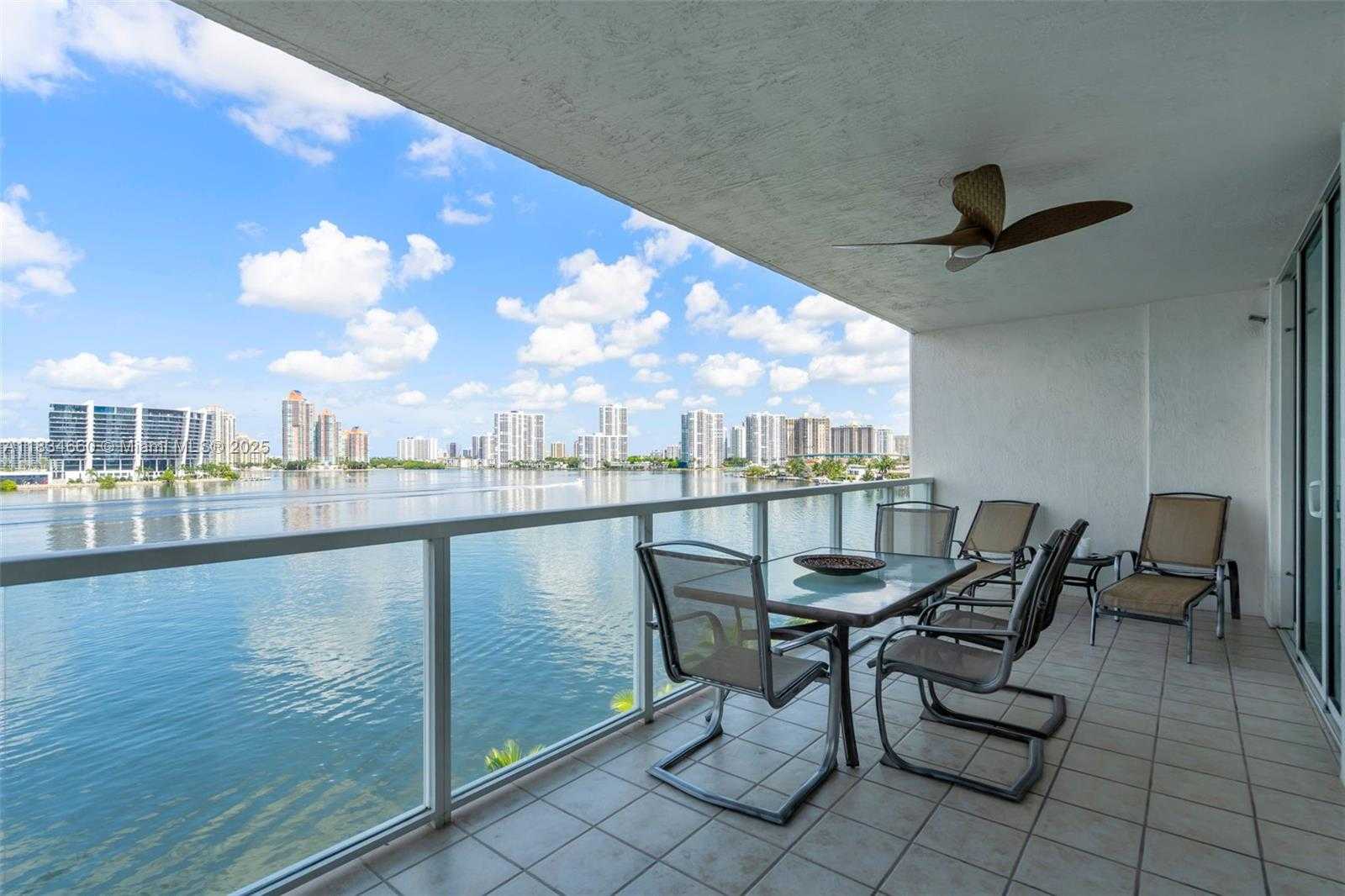 Small Image of 18100 NORTH BAY RD #709, Sunny Isles Beach Number 26