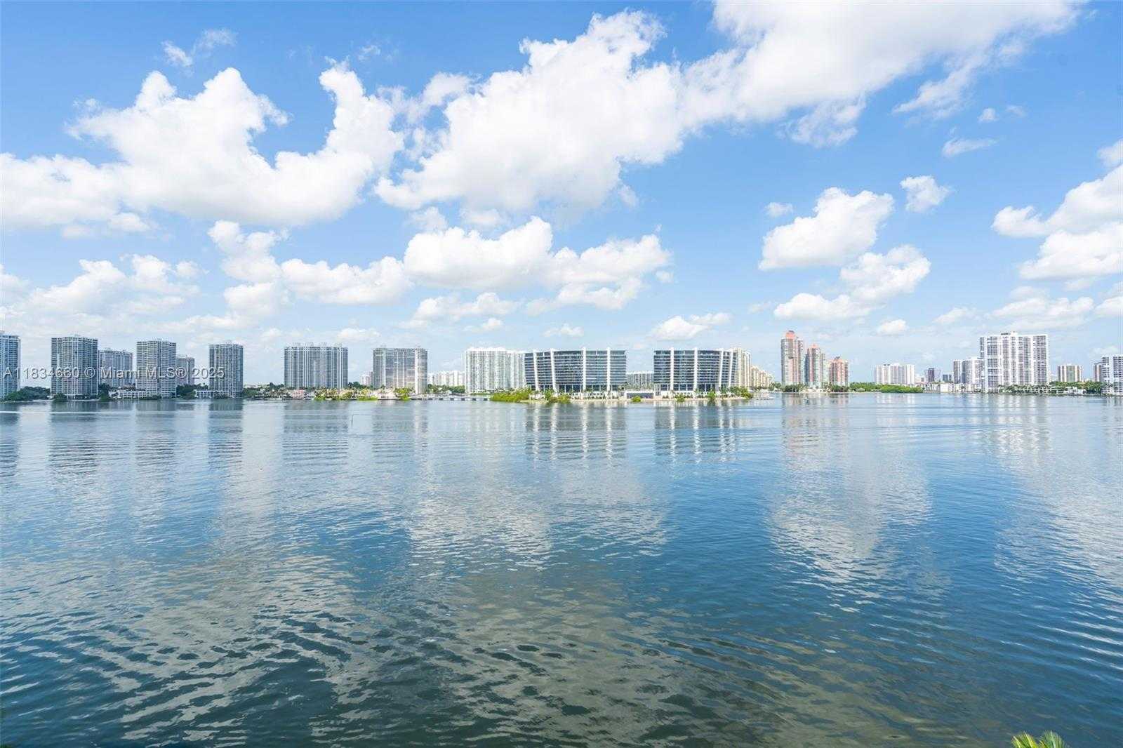 Small Image of 18100 NORTH BAY RD #709, Sunny Isles Beach Number 28