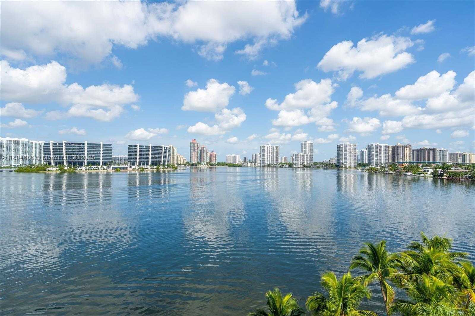 Small Image of 18100 NORTH BAY RD #709, Sunny Isles Beach Number 30