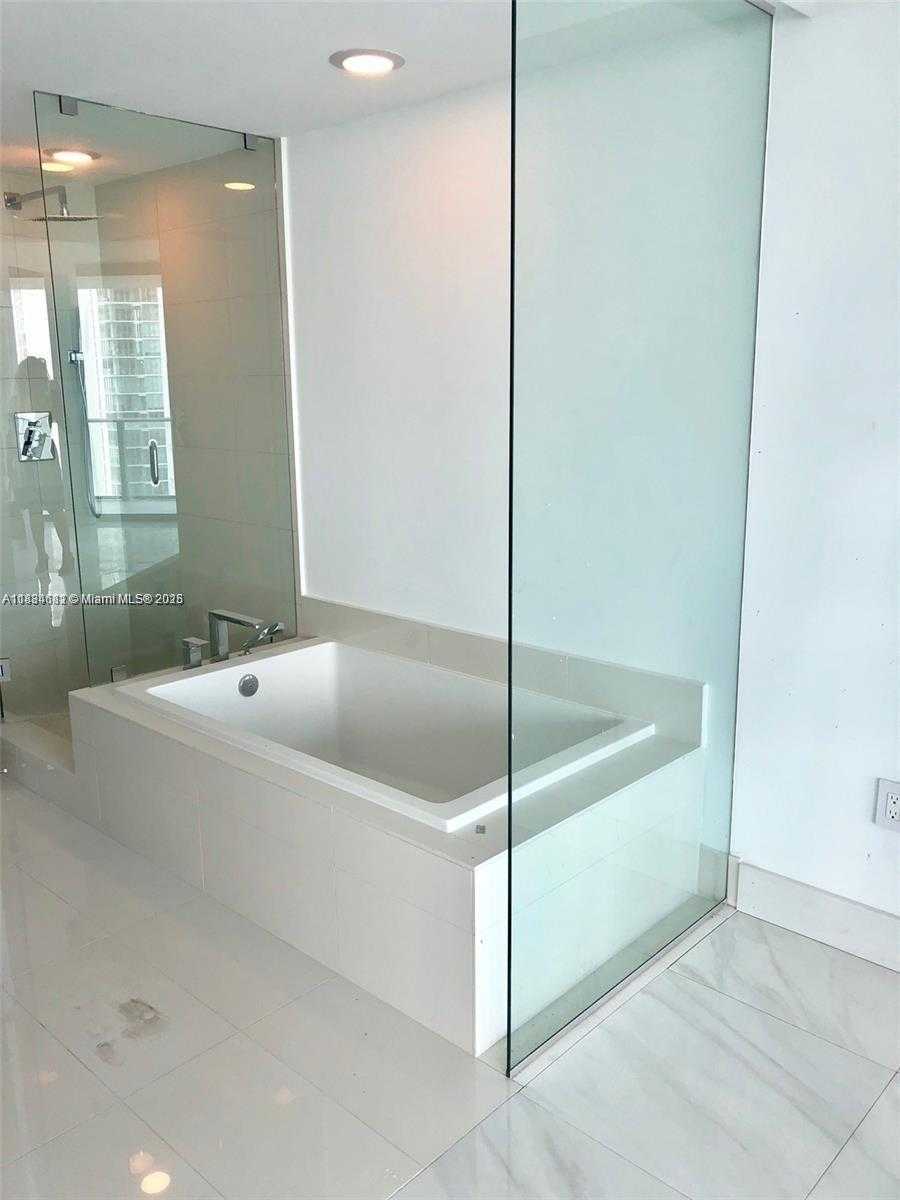 Small Image of 650 NORTH EAST 32ND ST #3205, Miami Number 11