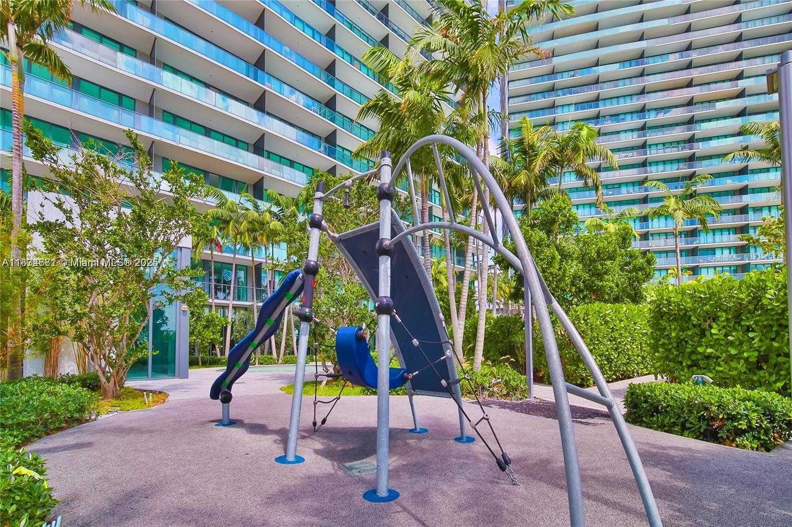 Small Image of 650 NORTH EAST 32ND ST #3205, Miami Number 23