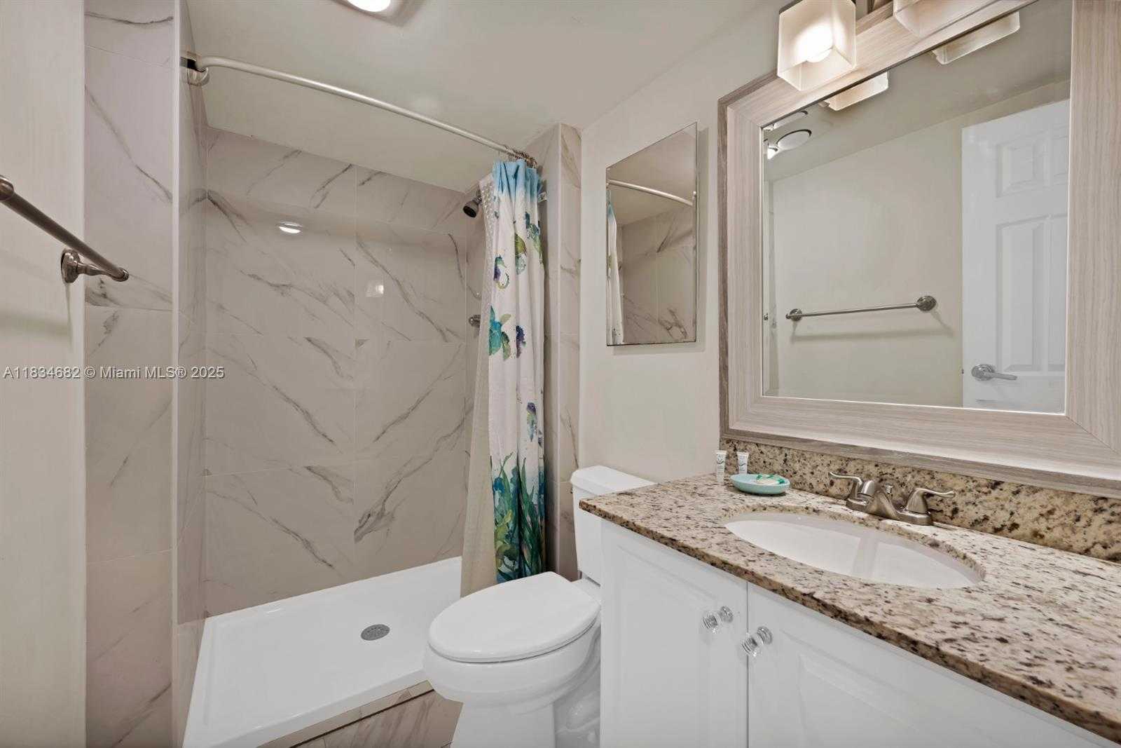 Small Image of 3101 NORTH COUNTRY CLUB DR #105, Aventura Number 15