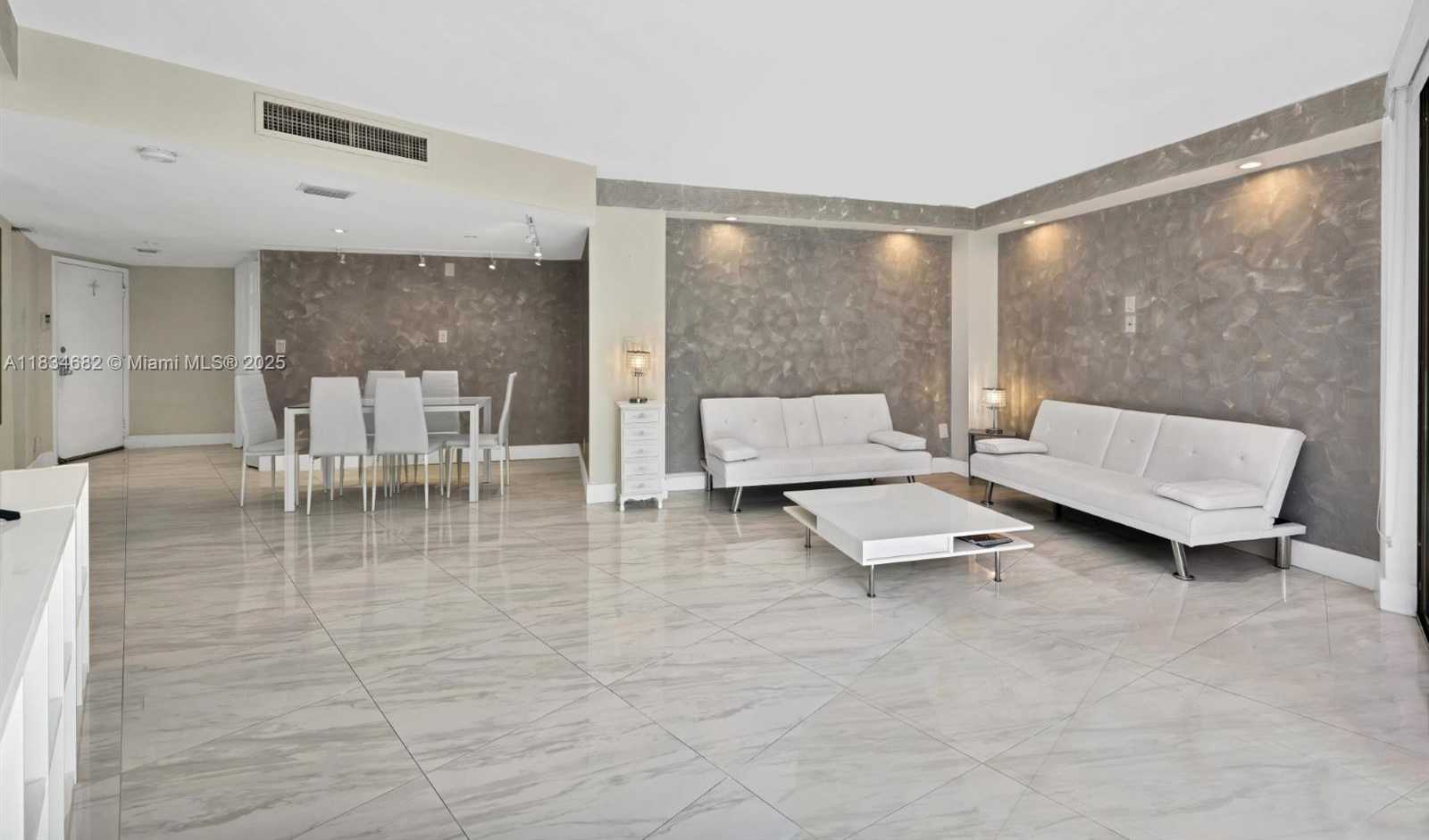 Small Image of 3101 NORTH COUNTRY CLUB DR #105, Aventura Number 5