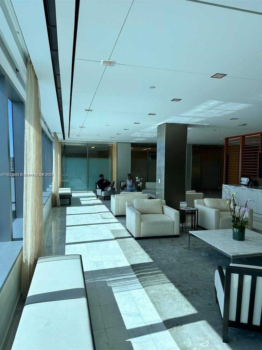 Small Image of 300 BISCAYNE BOULEVARD #2709W, Miami Number 32