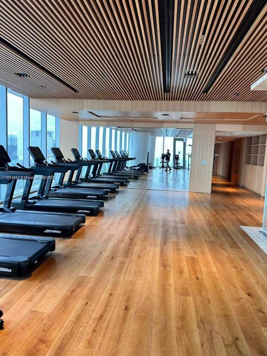 Small Image of 300 BISCAYNE BOULEVARD #2709W, Miami Number 33