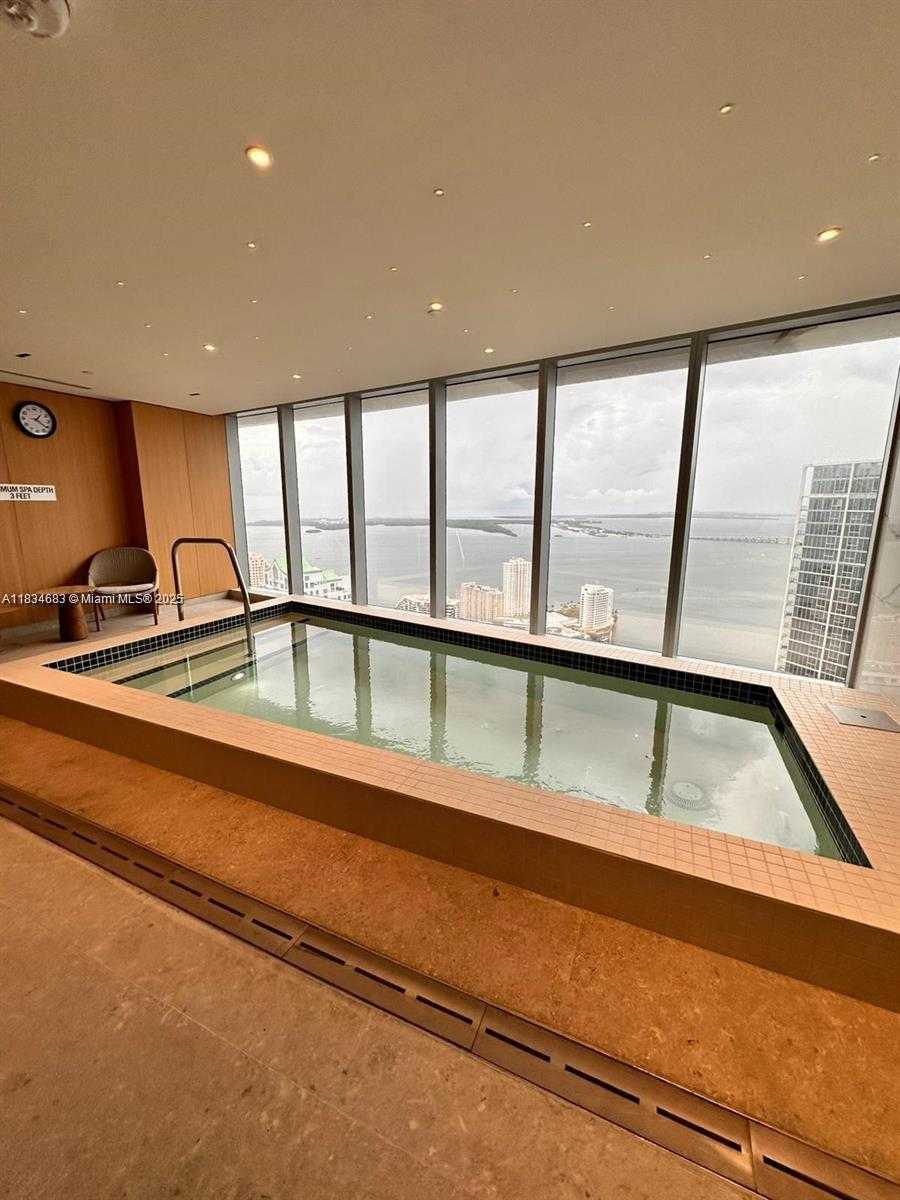 Small Image of 300 BISCAYNE BOULEVARD #2709W, Miami Number 39
