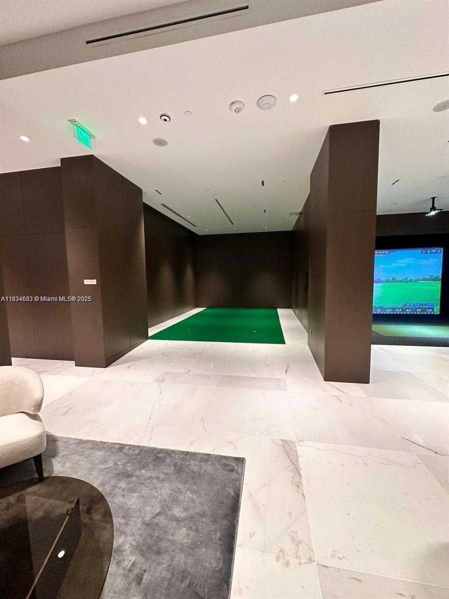 Small Image of 300 BISCAYNE BOULEVARD #2709W, Miami Number 43