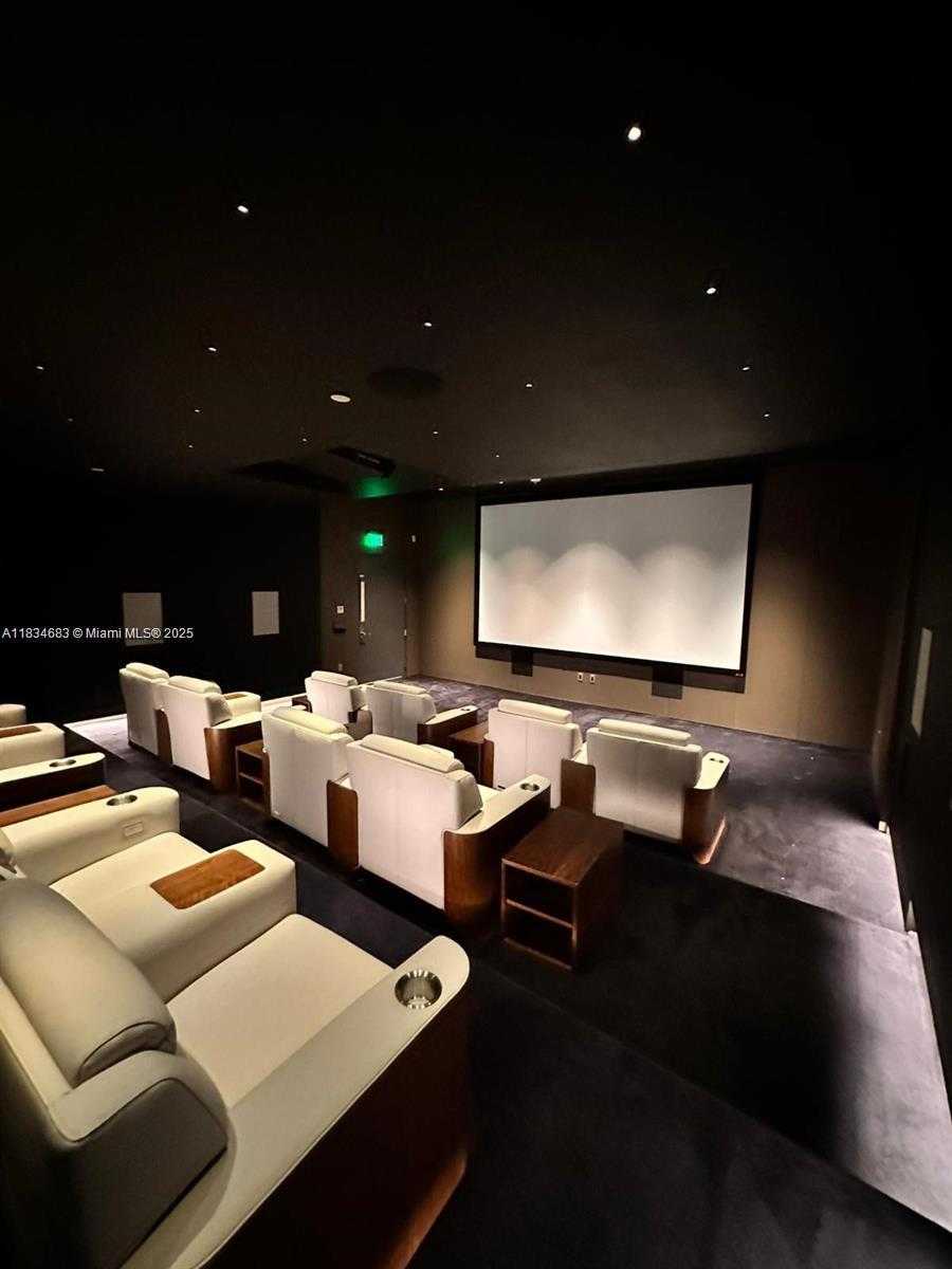 Small Image of 300 BISCAYNE BOULEVARD #2709W, Miami Number 44