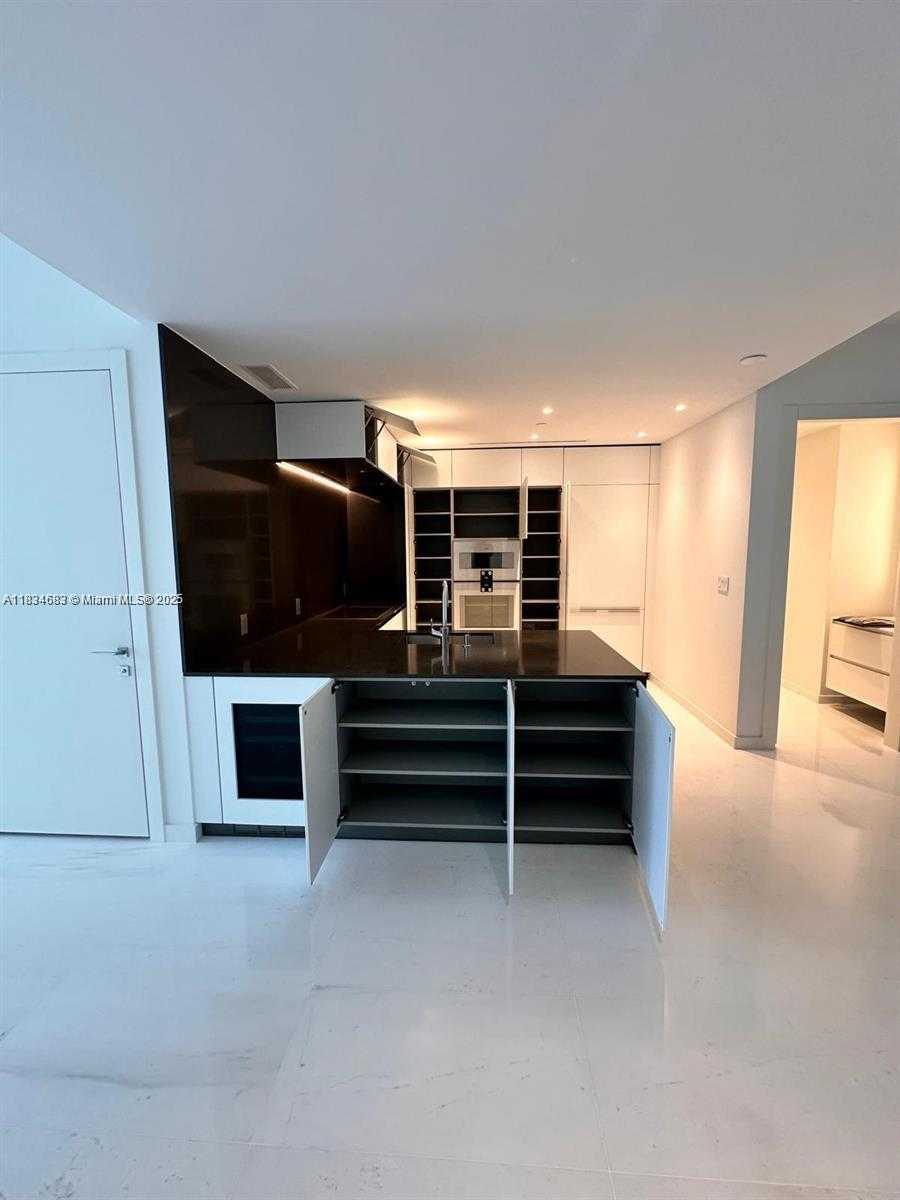 Small Image of 300 BISCAYNE BOULEVARD #2709W, Miami Number 7