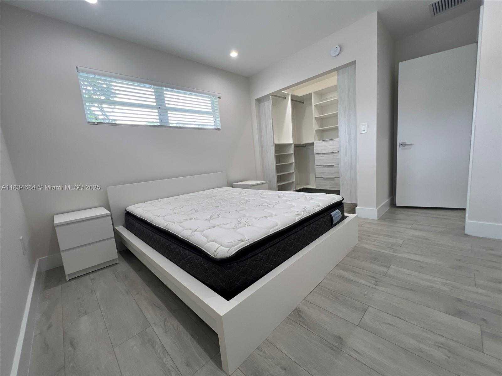 Small Image of 1405 NORTH 46TH AVE #n/a, Hollywood Number 12