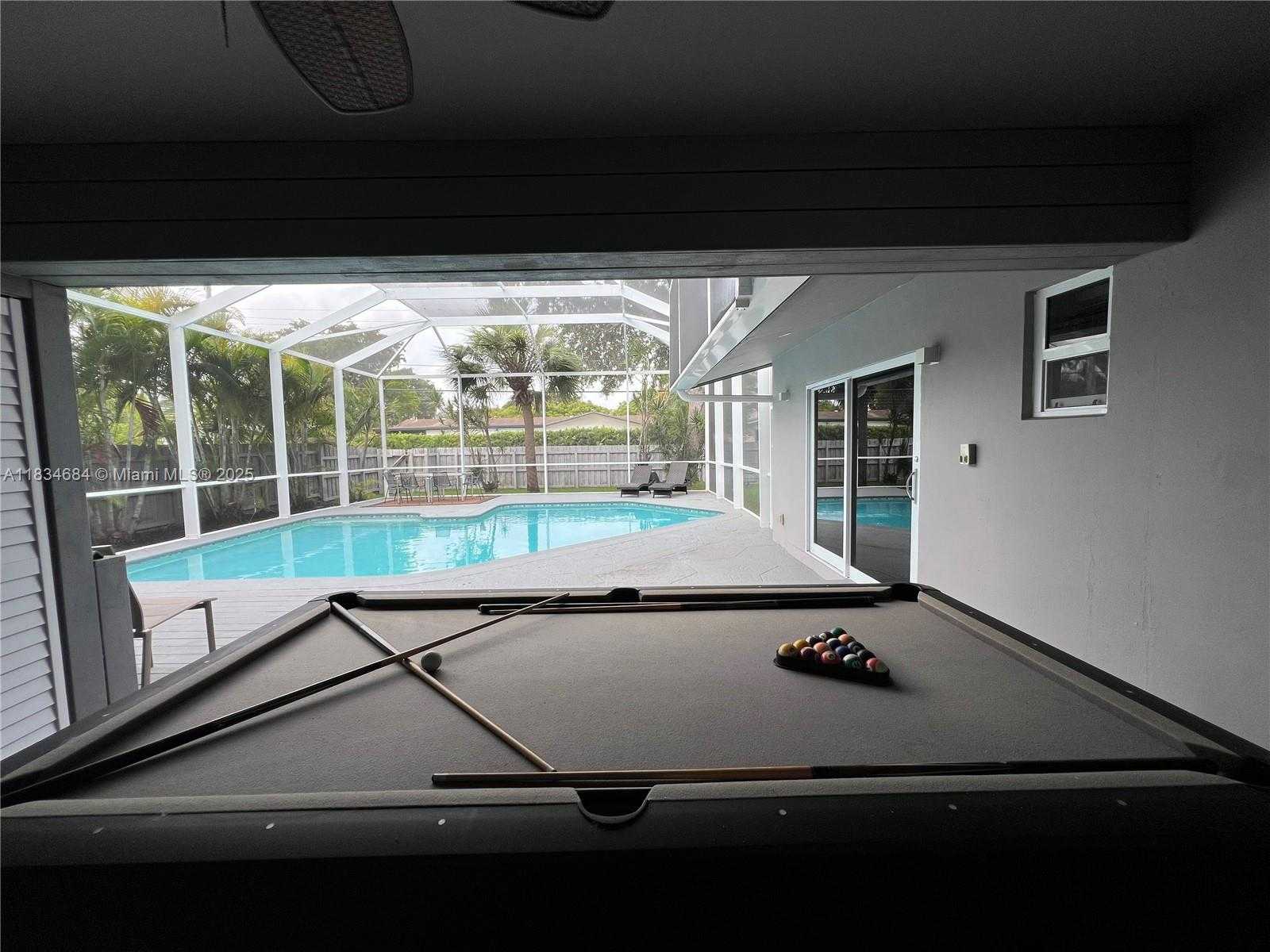 Small Image of 1405 NORTH 46TH AVE #n/a, Hollywood Number 2