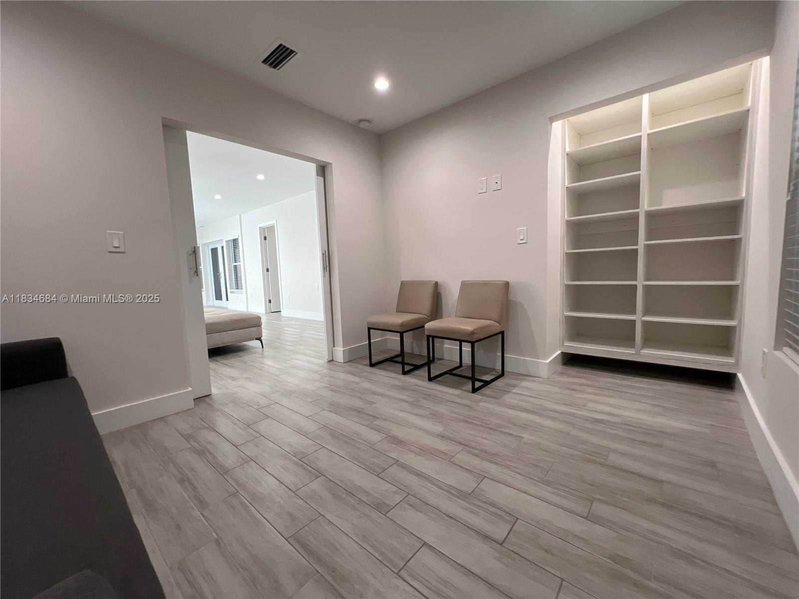 Small Image of 1405 NORTH 46TH AVE #n/a, Hollywood Number 21
