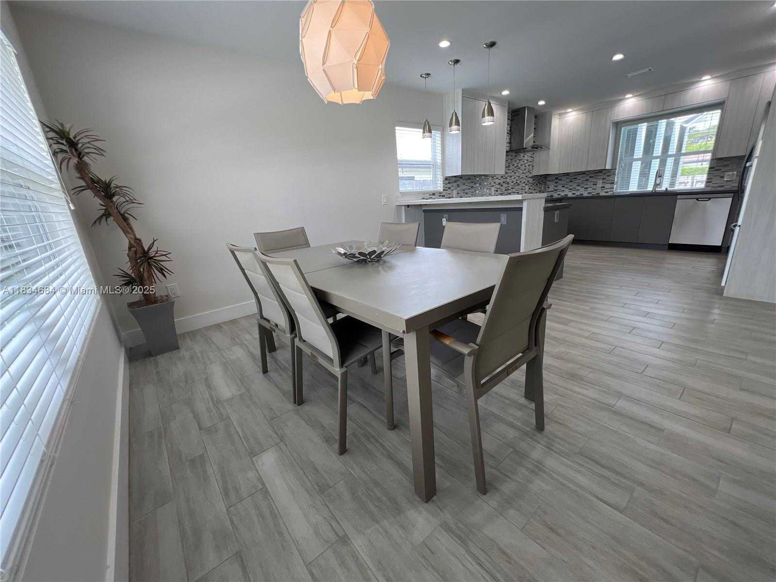 Small Image of 1405 NORTH 46TH AVE #n/a, Hollywood Number 30